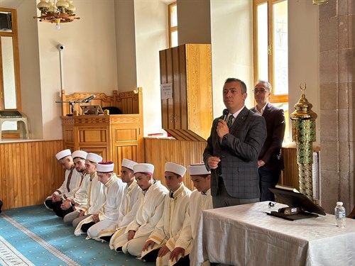 İLÇEMİZDE HAFIZLIK İCAZET PROGRAMI DÜZENLENDİ